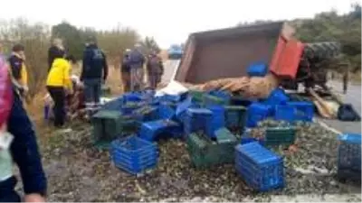 Son dakika haberi... Zeytin işçileri ölümden döndü: 5 yaralı Son dakika haberi... Zeytin işçileri ölümden döndü: 5 yaralı
