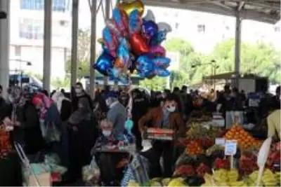 Korona virüs kısıtlamaları pazarlara da yansıdı Korona virüs kısıtlamaları pazarlara da yansıdı