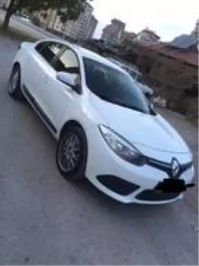 90 bin liraya aldığı otomobilin 2 araçla birleştirildiğini ekspertiz raporuyla öğrendi 90 bin liraya aldığı otomobilin 2 araçla birleştirildiğini ekspertiz raporuyla öğrendi