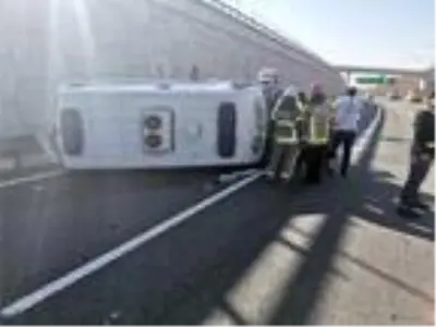 Son dakika haber: Ambulans 6 metreden düştü, hasta ağır yaralandı Son dakika haber: Ambulans 6 metreden düştü, hasta ağır yaralandı
