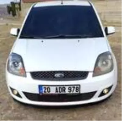 Aracını satmakta anlaştığı kişinin 'Parayı EFT ile gönderiyorum' sözüne inanınca dolandırıldı Aracını satmakta anlaştığı kişinin 'Parayı EFT ile gönderiyorum' sözüne inanınca dolandırıldı