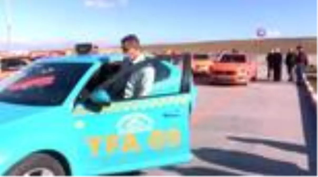 Araçta unutulan 300 bin Euro'yu sahibine teslim eden o taksici konuştu