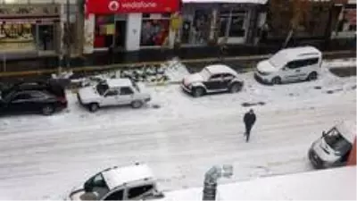 Ardahan beyaza büründü Ardahan beyaza büründü