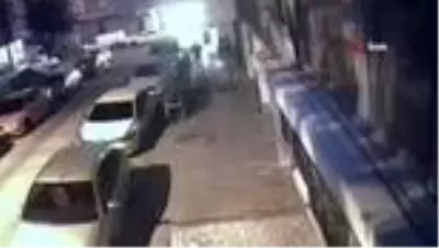 Son dakika haber! Bahçelievler'de köpek yüzünden tartıştığı adamı öldüren şahıs tutuklandı Son dakika haber! Bahçelievler'de köpek yüzünden tartıştığı adamı öldüren şahıs tutuklandı