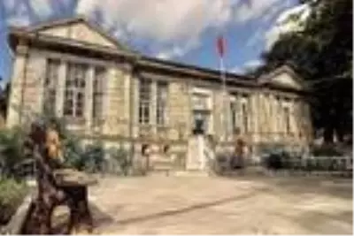 Balıkesir'de tarihi yapılar restore ediliyor Balıkesir'de tarihi yapılar restore ediliyor