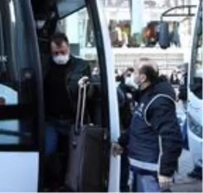 Başkan Aksoy'un da aralarında olduğu 26 şüpheli adliyede (2) Başkan Aksoy'un da aralarında olduğu 26 şüpheli adliyede (2)
