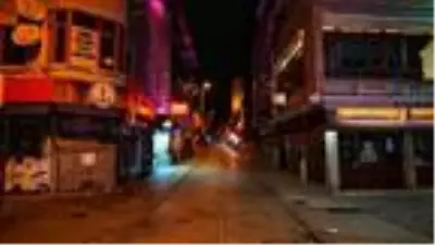 Tuzla halkı, hafta sonu başlayan kısıtlamalara tam destek verdi Tuzla halkı, hafta sonu başlayan kısıtlamalara tam destek verdi