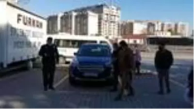 Beylikdüzü'nde silahla yaralama Beylikdüzü'nde silahla yaralama