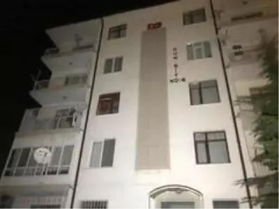 Boşanmak isteyen eşine kızıp evi yakmak istedi Boşanmak isteyen eşine kızıp evi yakmak istedi