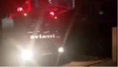Boşanmak isteyen eşine sinirlenen adam evini yakmaya çalıştı Boşanmak isteyen eşine sinirlenen adam evini yakmaya çalıştı