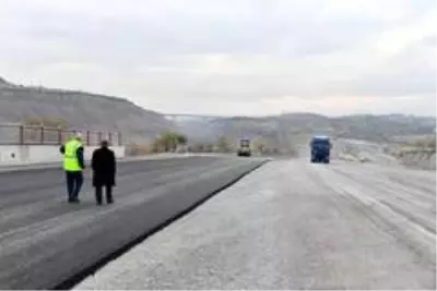 Büyükşehir'den 15 milyon TL'lik yeni yol, 15 günde hazır Büyükşehir'den 15 milyon TL'lik yeni yol, 15 günde hazır