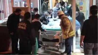 Cerrahpaşa'da yangın! Çok sayıda hasta dumandan etkilendi Cerrahpaşa'da yangın! Çok sayıda hasta dumandan etkilendi