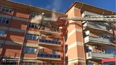 - Elazığ'da yangın, 6 kişi dumandan etkilendi - Elazığ'da yangın, 6 kişi dumandan etkilendi