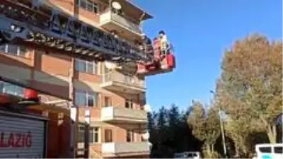 - Elazığ'da yangın, 6 kişi dumandan etkilendi - Elazığ'da yangın, 6 kişi dumandan etkilendi