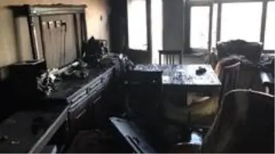 - Elazığ'da yangın, 6 kişi dumandan etkilendi - Elazığ'da yangın, 6 kişi dumandan etkilendi