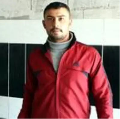 Eşinin, 'otomobilden atladı' dediği kadının ölümünde dikkat çeken detay Eşinin, 'otomobilden atladı' dediği kadının ölümünde dikkat çeken detay