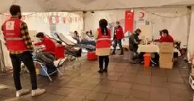 Eyüpsultan'da kan bağışı seferberliği Eyüpsultan'da kan bağışı seferberliği