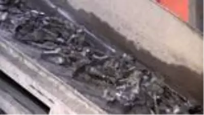 Geri dönüştürülen atık araç lastikleri ekonomiye 'enerji' veriyor (1) Geri dönüştürülen atık araç lastikleri ekonomiye 'enerji' veriyor (1)