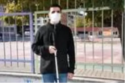Görme engelli Aykut öğretmen: Hayaller için kesinlikle engel yok Görme engelli Aykut öğretmen: Hayaller için kesinlikle engel yok