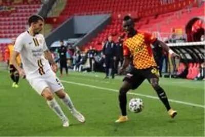 Göztepe, 6 maç sonra nefes aldı Göztepe, 6 maç sonra nefes aldı