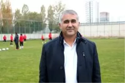 Hakan Genç: Hakan Genç: