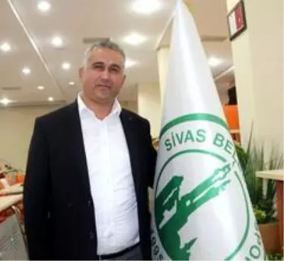 Hakan Genç: 'Fenerbahçe'yi yenmek istiyoruz' Hakan Genç: 'Fenerbahçe'yi yenmek istiyoruz'
