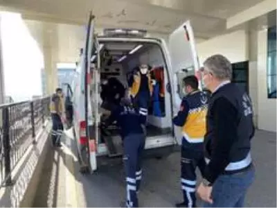 Hasta sedyesinde, kaza yaptığı arkadaşını sordu; 'Durumunu söyleyin Allah aşkına' Hasta sedyesinde, kaza yaptığı arkadaşını sordu; 'Durumunu söyleyin Allah aşkına'