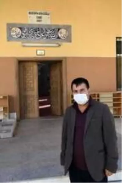 Heyelan nedeniyle ibadete kapatılan cami 5 kez soyuldu Heyelan nedeniyle ibadete kapatılan cami 5 kez soyuldu