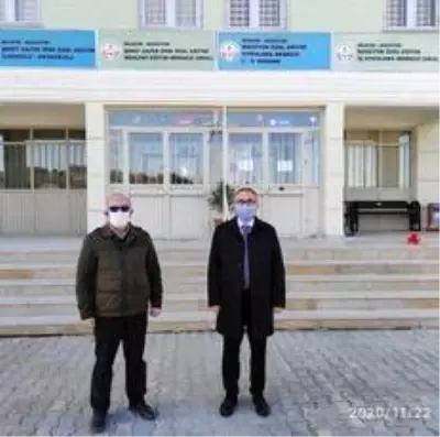 İl Müdürü Akyol'dan Bozüyük ziyareti İl Müdürü Akyol'dan Bozüyük ziyareti