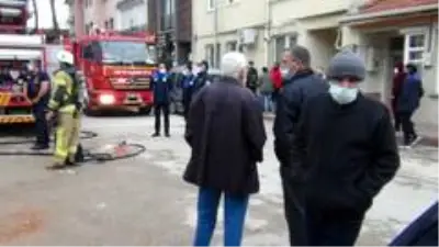 Son dakika haberi | İnegöl'de metruk binada çıkan yangın korkuttu Son dakika haberi | İnegöl'de metruk binada çıkan yangın korkuttu