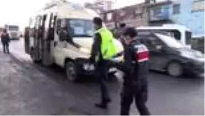Son dakika haberi! Jandarma ekipleri Kovid-19 tedbirlerini denetledi Son dakika haberi! Jandarma ekipleri Kovid-19 tedbirlerini denetledi