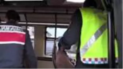 Son dakika haberi! Jandarma ekipleri Kovid-19 tedbirlerini denetledi Son dakika haberi! Jandarma ekipleri Kovid-19 tedbirlerini denetledi