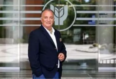 Kadın siyasetin oyuncusu değil seyircisi Kadın siyasetin oyuncusu değil seyircisi