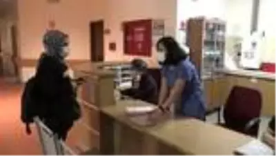 Son dakika haber... KAHRAMANMARAŞ - Koronavirüsü yenen hemşirelerden 'maskesiz dolaşmayın' uyarısı Son dakika haber... KAHRAMANMARAŞ - Koronavirüsü yenen hemşirelerden 'maskesiz dolaşmayın' uyarısı