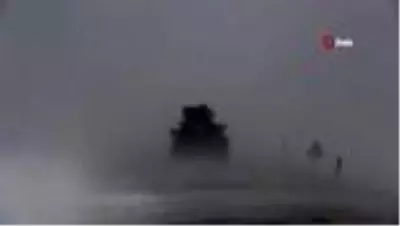 Kar ve tipi sürücülere zor anlar yaşattı Kar ve tipi sürücülere zor anlar yaşattı