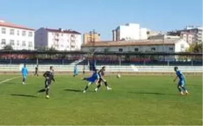 Karaköprü Belediyespor maçtan galip ayrıldı Karaköprü Belediyespor maçtan galip ayrıldı