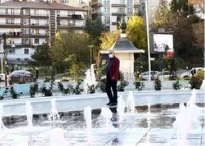 Keçiören Türk Dünyası Su ve Gül Meydanı'na yoğun ilgi Keçiören Türk Dünyası Su ve Gül Meydanı'na yoğun ilgi