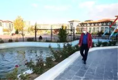 Keçiören Türk Dünyası Su ve Gül Meydanı'na yoğun ilgi Keçiören Türk Dünyası Su ve Gül Meydanı'na yoğun ilgi