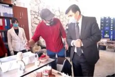 Kibyra'da Roma dönemine ait Serapis büstüyle Asklepios heykelciği bulundu Kibyra'da Roma dönemine ait Serapis büstüyle Asklepios heykelciği bulundu