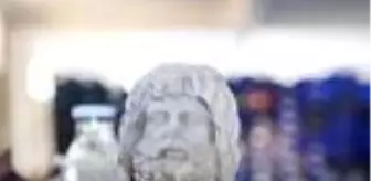 Büyük İskender: Kibyra'da Roma dönemine ait Serapis büstüyle Asklepios heykelciği bulundu Büyük İskender: Kibyra'da Roma dönemine ait Serapis büstüyle Asklepios heykelciği bulundu