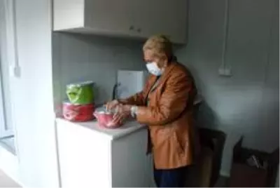 Konteyner kentin ilk misafirleri geldi Konteyner kentin ilk misafirleri geldi