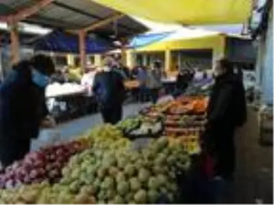 Son Dakika | Koronavirüs tedbirlerine uymayan 2 pazarcıya 'tezgah kapatma' cezası Son Dakika | Koronavirüs tedbirlerine uymayan 2 pazarcıya 'tezgah kapatma' cezası