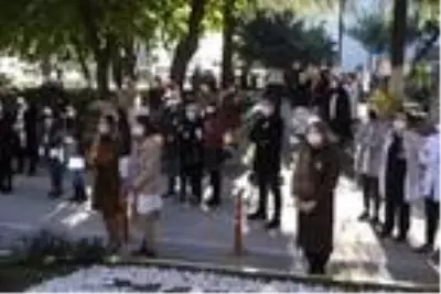 Koronavirüsten ölen Prof. Dr. Asım Cenani için Cerrahpaşa'da anma Koronavirüsten ölen Prof. Dr. Asım Cenani için Cerrahpaşa'da anma