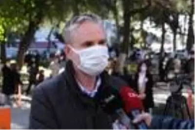 Koronavirüsten ölen Prof. Dr. Asım Cenani için Cerrahpaşa'da anma Koronavirüsten ölen Prof. Dr. Asım Cenani için Cerrahpaşa'da anma