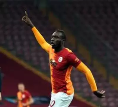 Mbaye Diagne ligdeki ilk golünü attı Mbaye Diagne ligdeki ilk golünü attı