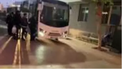 Menemen Belediye Başkanı ve diğer şüpheliler adliyede Menemen Belediye Başkanı ve diğer şüpheliler adliyede