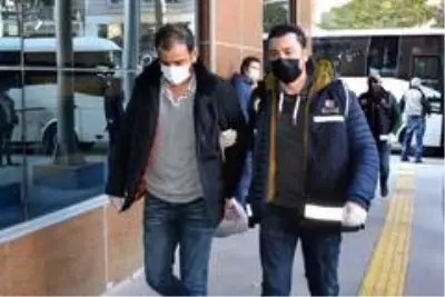 Menemen Belediye Başkanı ve diğer şüpheliler adliyede Menemen Belediye Başkanı ve diğer şüpheliler adliyede