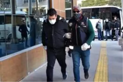Menemen Belediye Başkanı ve diğer şüpheliler adliyede Menemen Belediye Başkanı ve diğer şüpheliler adliyede