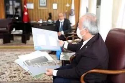 Mir Holding yöneticilerinden Rektör Çomaklı'ya ziyaret Mir Holding yöneticilerinden Rektör Çomaklı'ya ziyaret