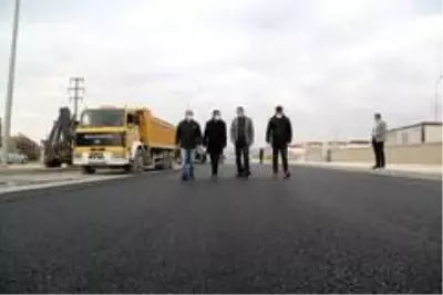 Niğde Belediye Başkanı Özdemir, asfalt çalışmalarını denetledi Niğde Belediye Başkanı Özdemir, asfalt çalışmalarını denetledi